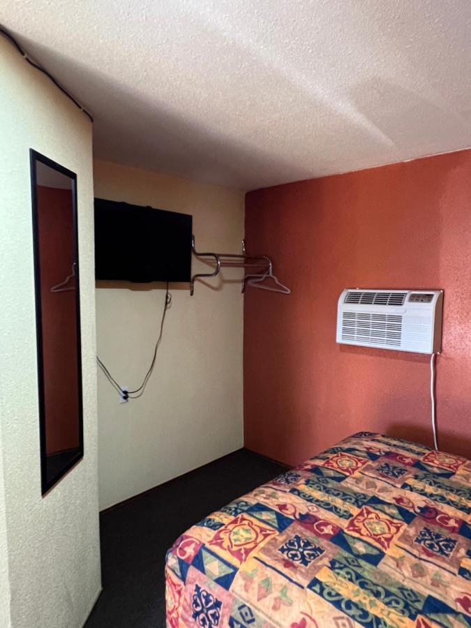 Economy Inn Odessa Luaran gambar